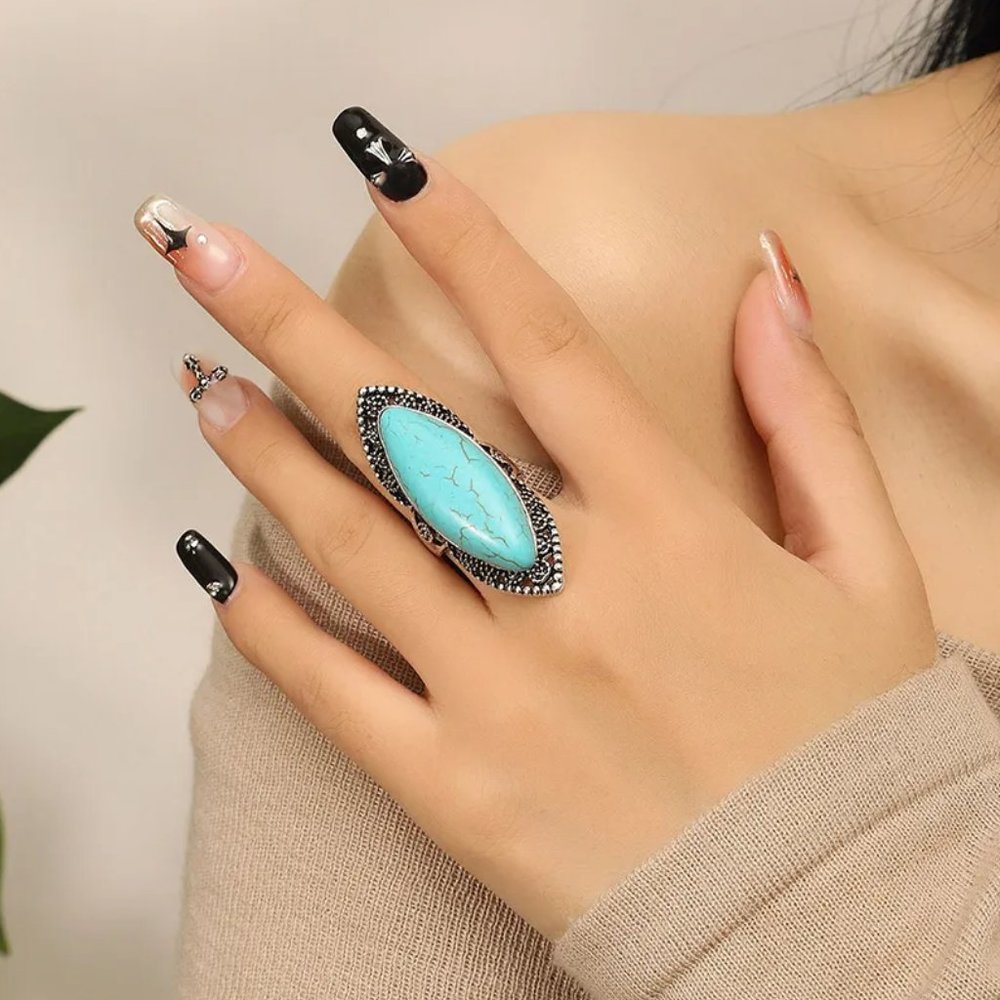 Western Southwestern Aged Silver & Turquoise Boho Statement Ring NEW - Picture 3 of 6